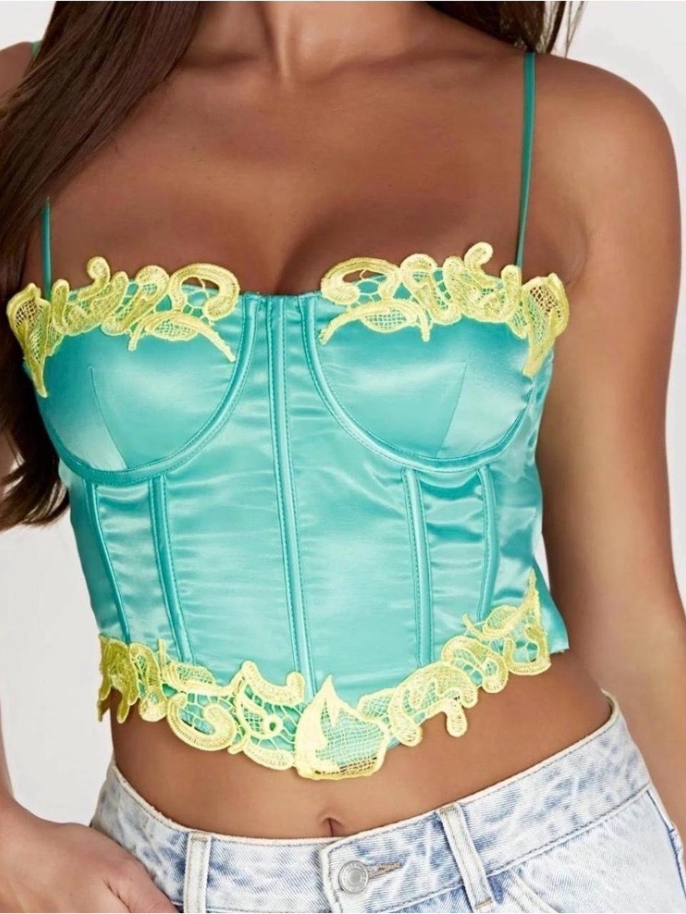 Meshki Tatiana Corset Lace Top.
MESHKI Tatiana Corset Lace Top.